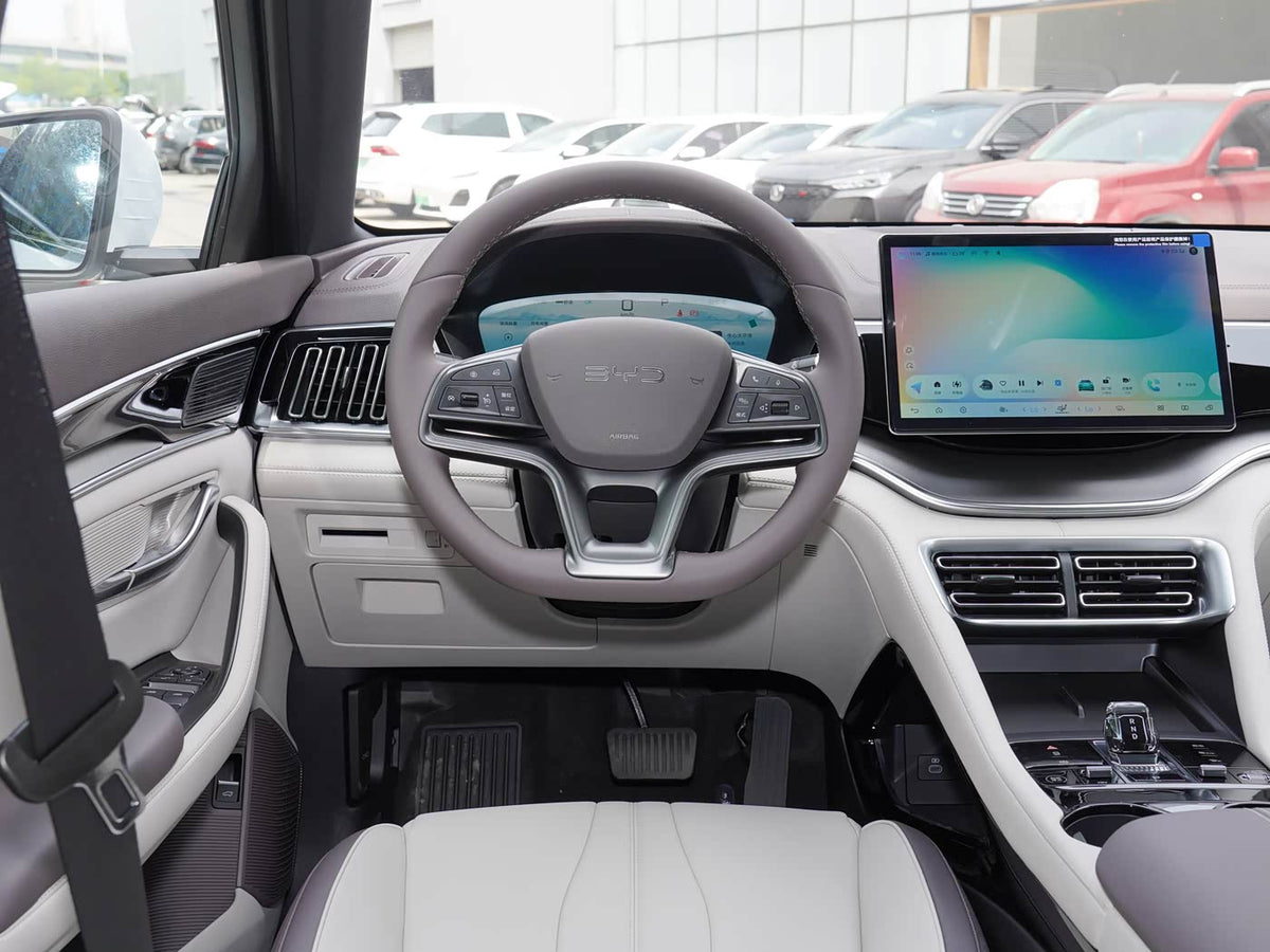BYD Song Plus – Dignity Version (112 KM)