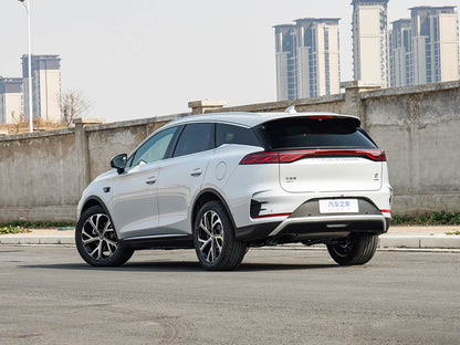 BYD Tang DM-i 2025 – Híbrido Enchufable 115 km Premium