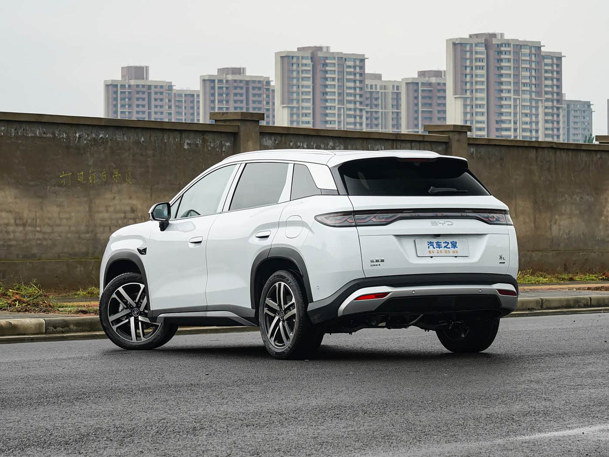 BYD Song L DM-i 2026 – Híbrido Enchufable 130 km Edición Superior